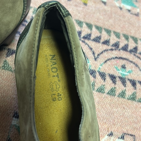 Naot Suede Grey Heel Shoe - Picture 2 of 5